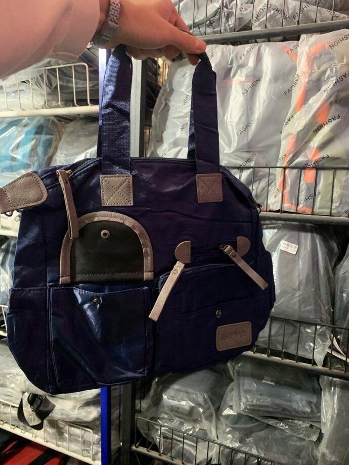⁦Sac à main femmes élégant multi-poches nylon imperméable⁩ - الصورة ⁦3⁩